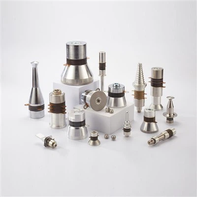 Trawsddygiadur Ultrasonic 40kHz